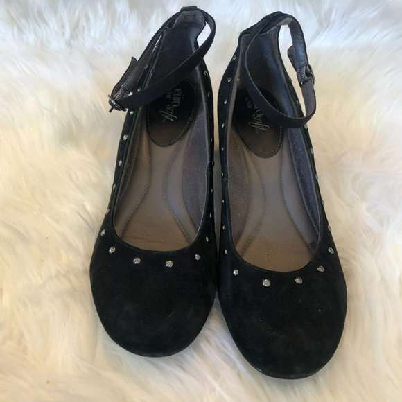 EuroSoft by Sofft Devi Black Suede Studded Block Heel Pumps 8 - Picture 4 of 9